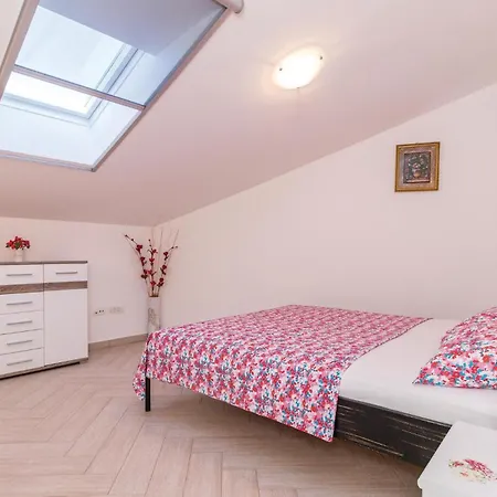 Gorgeous In With Kitchen * Vodnjan