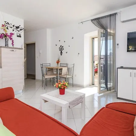 Holiday home Gorgeous Home In Vodnjan With Kitchen Vodnjan