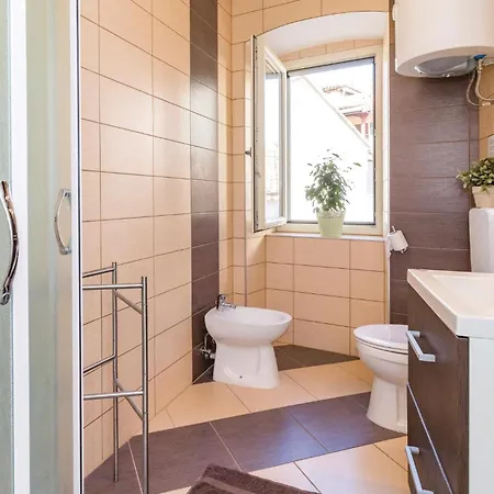 Gorgeous In With Kitchen Casa vacanze